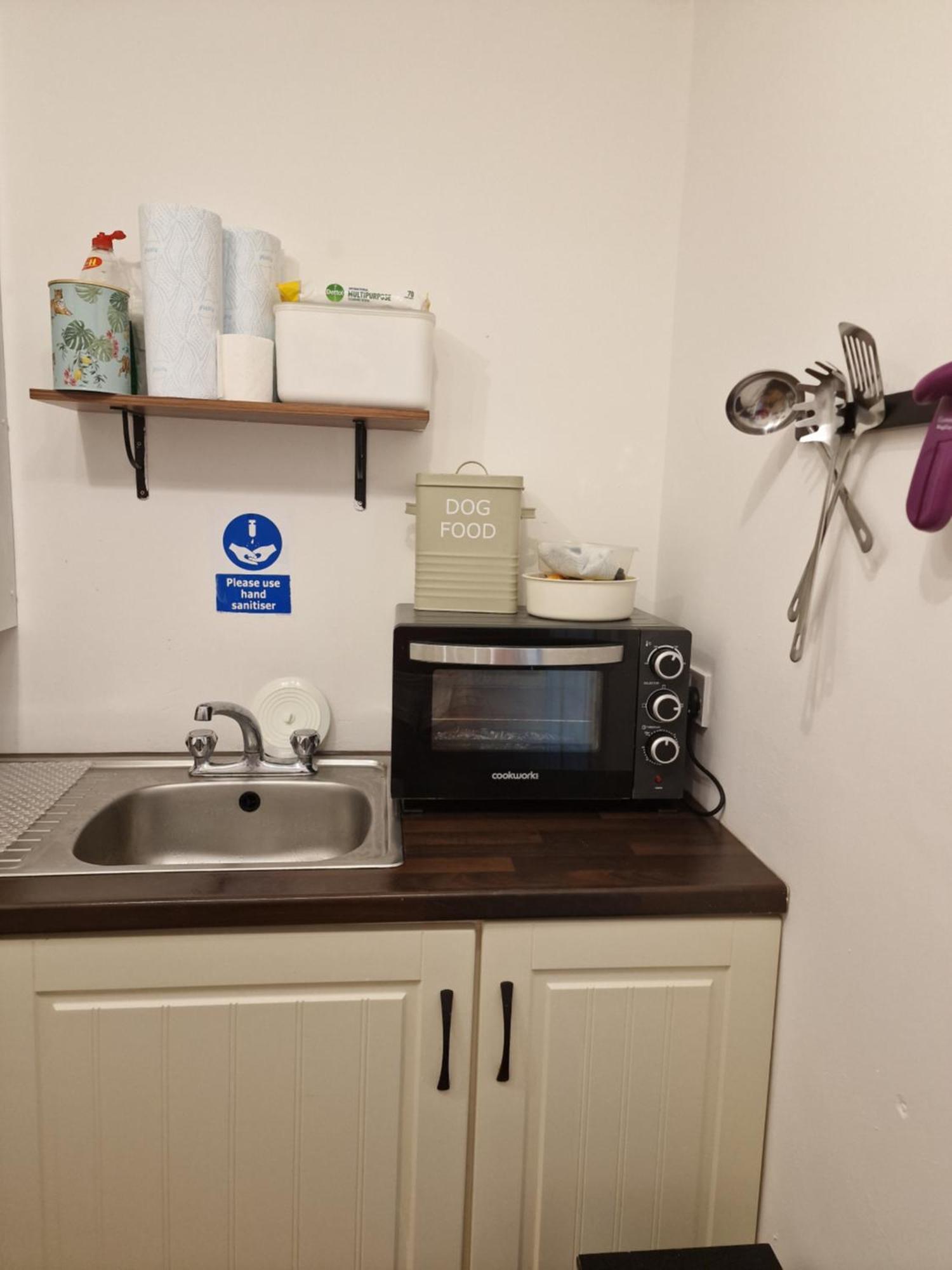 Aunty Katie'S House, Ni Tourist Board Certified & Located On The Main Oldpark Road To Belfast, With Free Continental Breakfast & Free Ultra Fast Sky Internet, Free Sky Sports & Free Sky Cinema, Self-Check In After 10Pm Gmt Hostel Luaran gambar