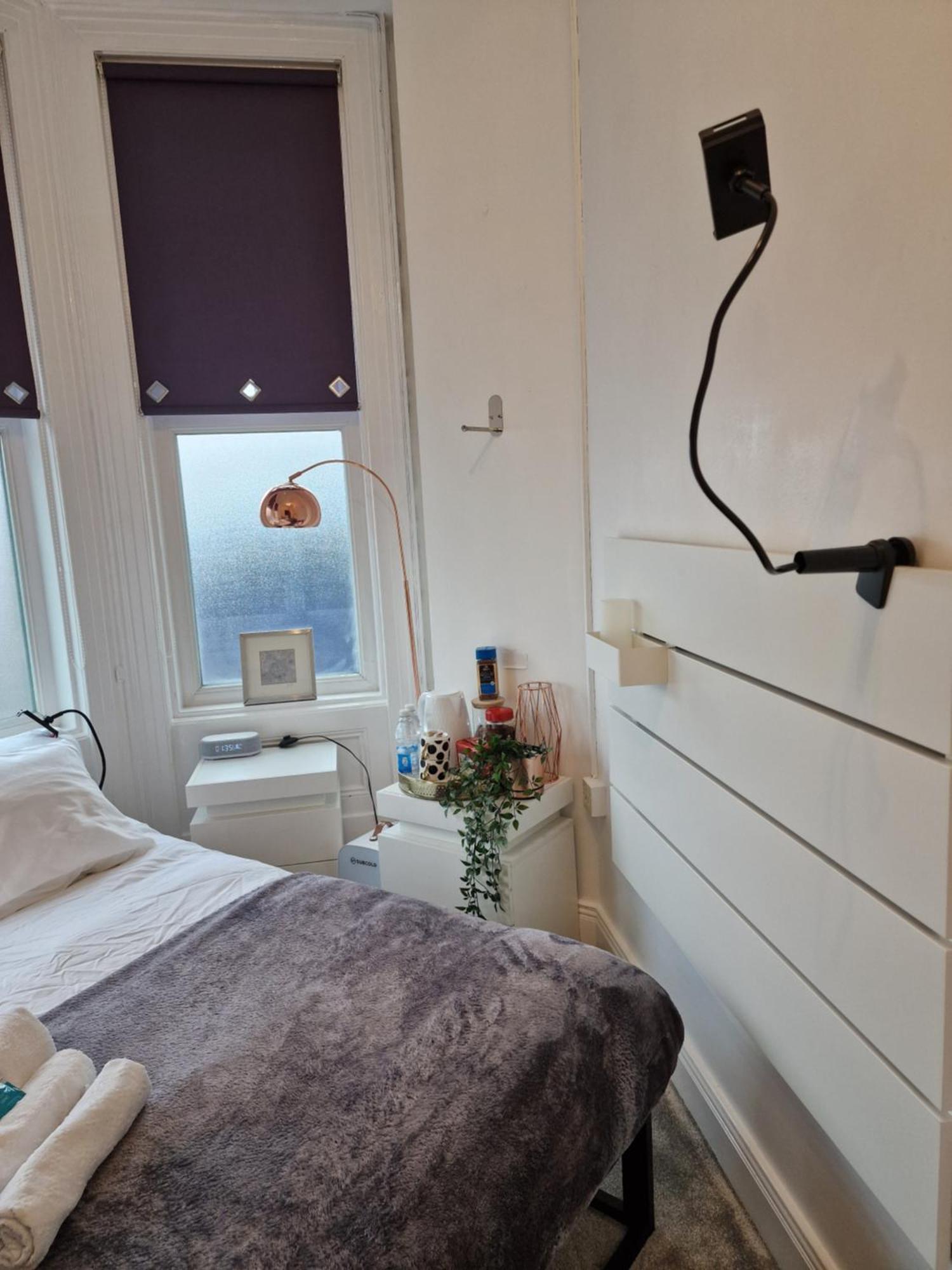 Aunty Katie'S House, Ni Tourist Board Certified & Located On The Main Oldpark Road To Belfast, With Free Continental Breakfast & Free Ultra Fast Sky Internet, Free Sky Sports & Free Sky Cinema, Self-Check In After 10Pm Gmt Hostel Luaran gambar