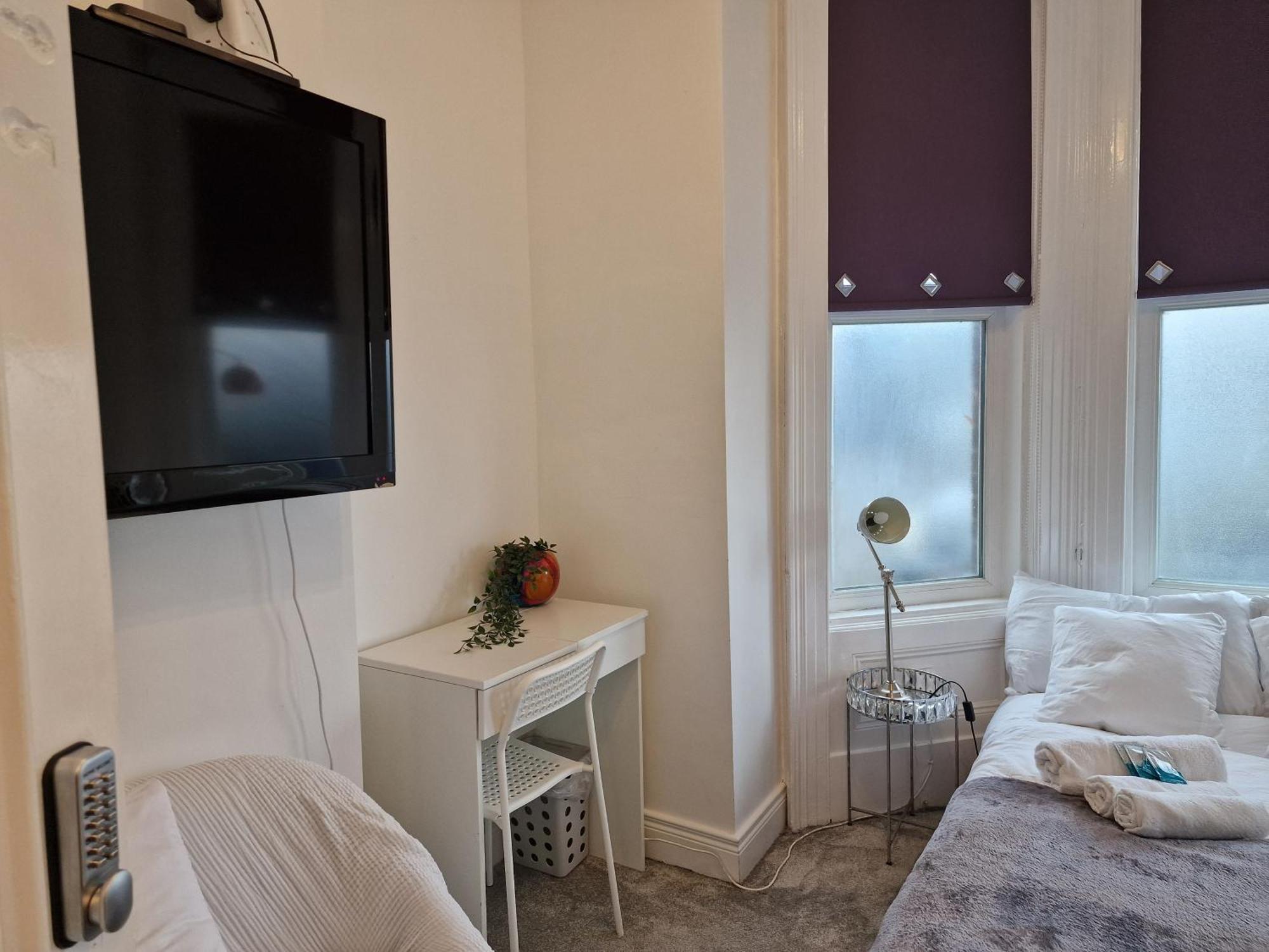 Aunty Katie'S House, Ni Tourist Board Certified & Located On The Main Oldpark Road To Belfast, With Free Continental Breakfast & Free Ultra Fast Sky Internet, Free Sky Sports & Free Sky Cinema, Self-Check In After 10Pm Gmt Hostel Luaran gambar