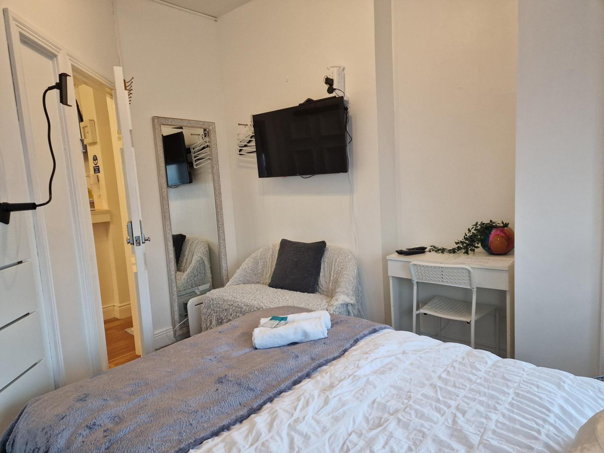 Aunty Katie'S House, Ni Tourist Board Certified & Located On The Main Oldpark Road To Belfast, With Free Continental Breakfast & Free Ultra Fast Sky Internet, Free Sky Sports & Free Sky Cinema, Self-Check In After 10Pm Gmt Hostel Luaran gambar